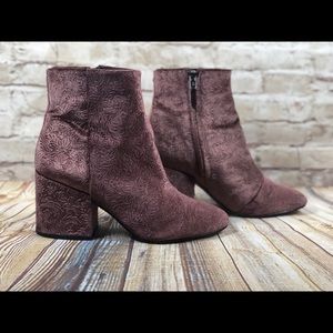 Sam Edelman Textured Ankle Boots in Mauve